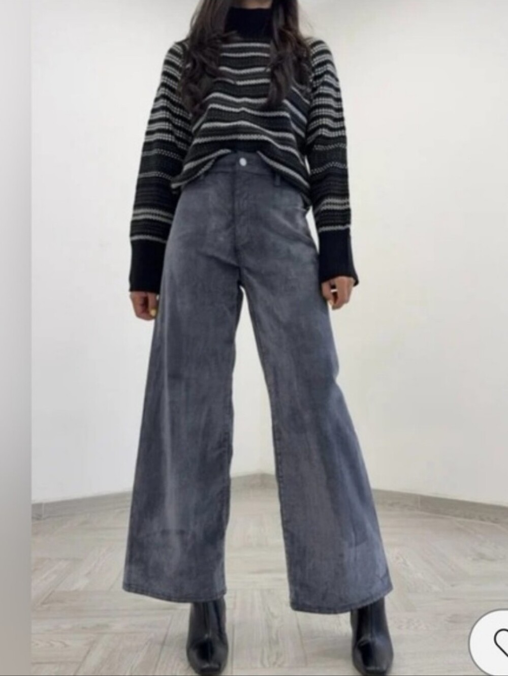 Universal Thread Sailor Wide Leg Pants Size 8 Regular High Rise Velour Corduroy